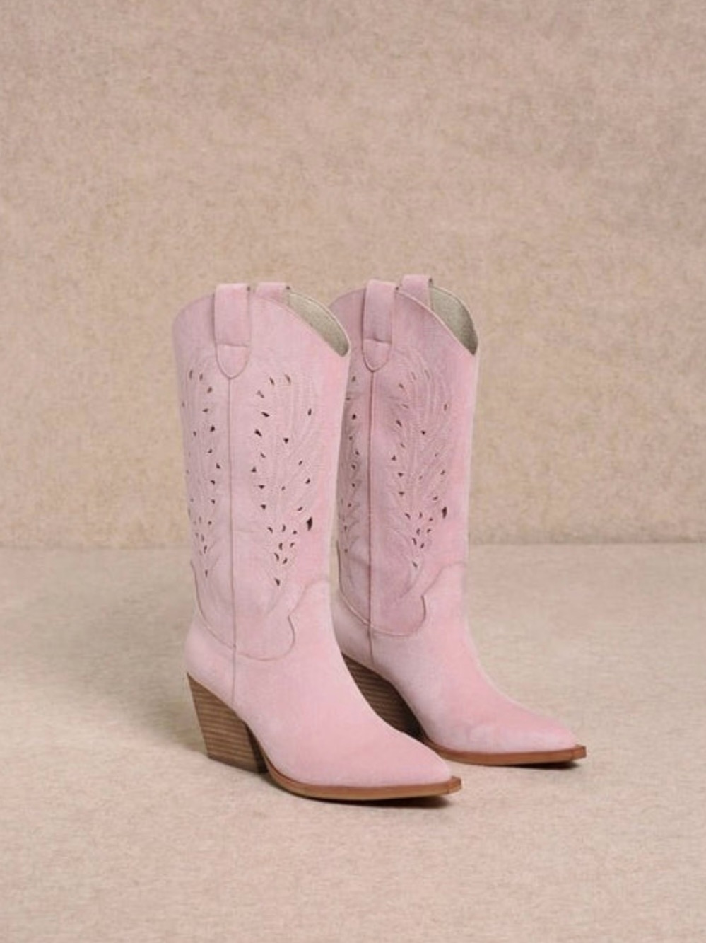 Women's Pink Suede cowgirl boots